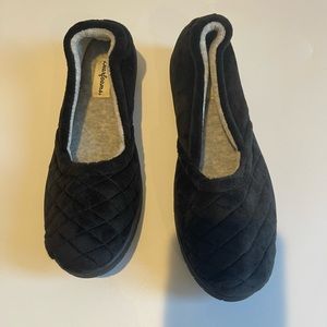 Dearfoams Women's Katie Velour Secure-fit Slipper Black Sz. 7-8